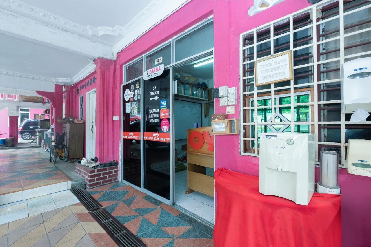 Oyo 89984 Noris Wang Homestay Лумут Экстерьер фото