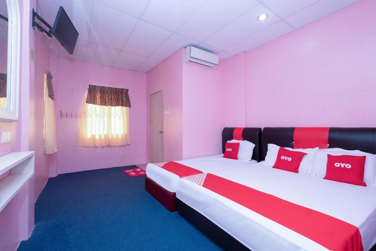 Oyo 89984 Noris Wang Homestay Лумут Экстерьер фото