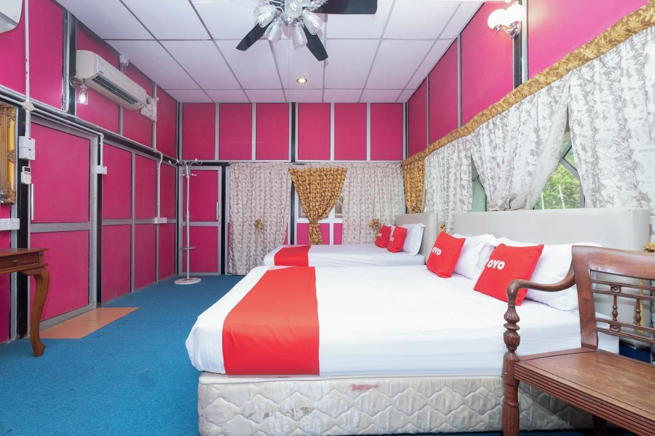Oyo 89984 Noris Wang Homestay Лумут Экстерьер фото